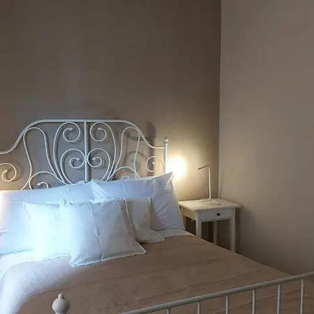 Casa Monchieri דירה מארונה